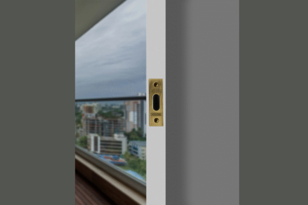 Sliding Lock 252 AB